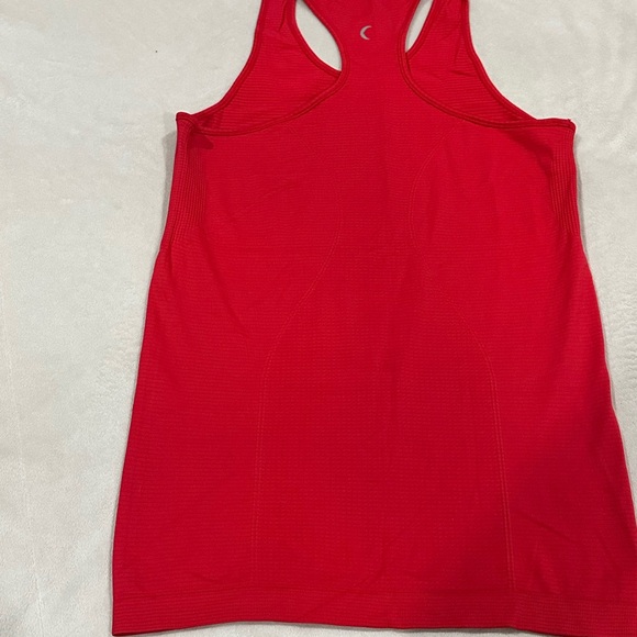 Zyia Tank Top Size Medium Copper Charged Seamless Shirt Red Racerback Workout - Picture 2 of 6